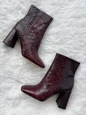 Brand NEW Sam Edelman Croc-Embossed Burgundy Pointed Ankle Boots